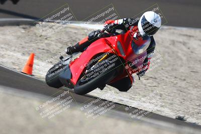 media/Nov-01-2025-TrackDaz (Sat) [[2b4d5192bc]]/A Group/12pm (Turn 2 (Outside)/